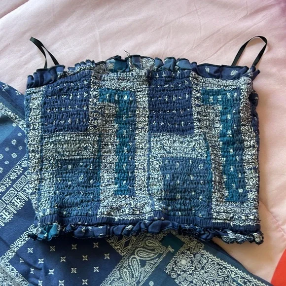 Set - Picture 3 of 3